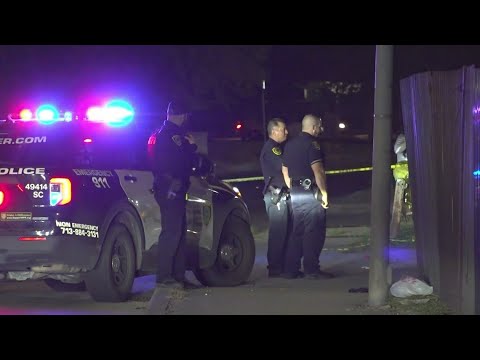 HPD: Man shot twice outside of club, two taken into custody