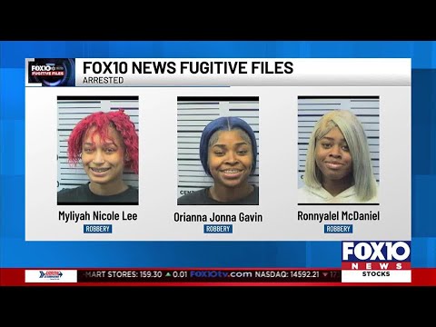 Fugitive Files: 4 women accused of robbing a woman