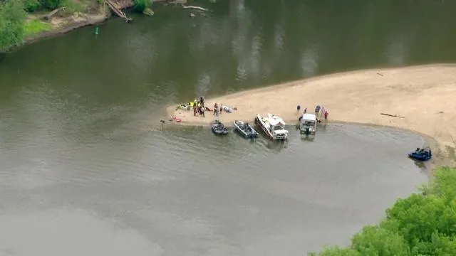 Bodies of 3 swimmers