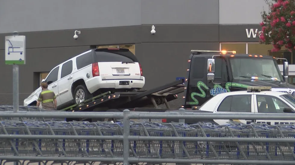 Montgomery police on the scene where a stolen vehicle chase ended at the Montgomery Sam's Club.