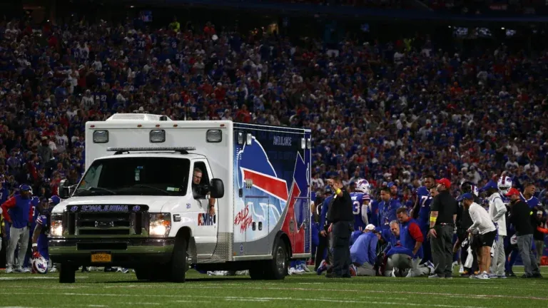 Bills get major scare as rising star is carted off the field