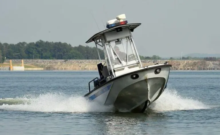 Mississippi Man Dies in Lake Pickwick Boat Crash, Lauderdale County