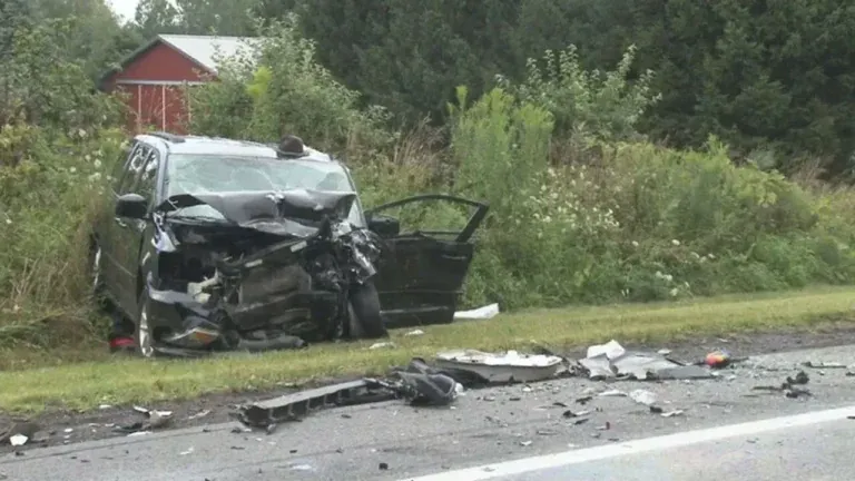 One person killed, two others severely injured in crash in the Town of Pembroke