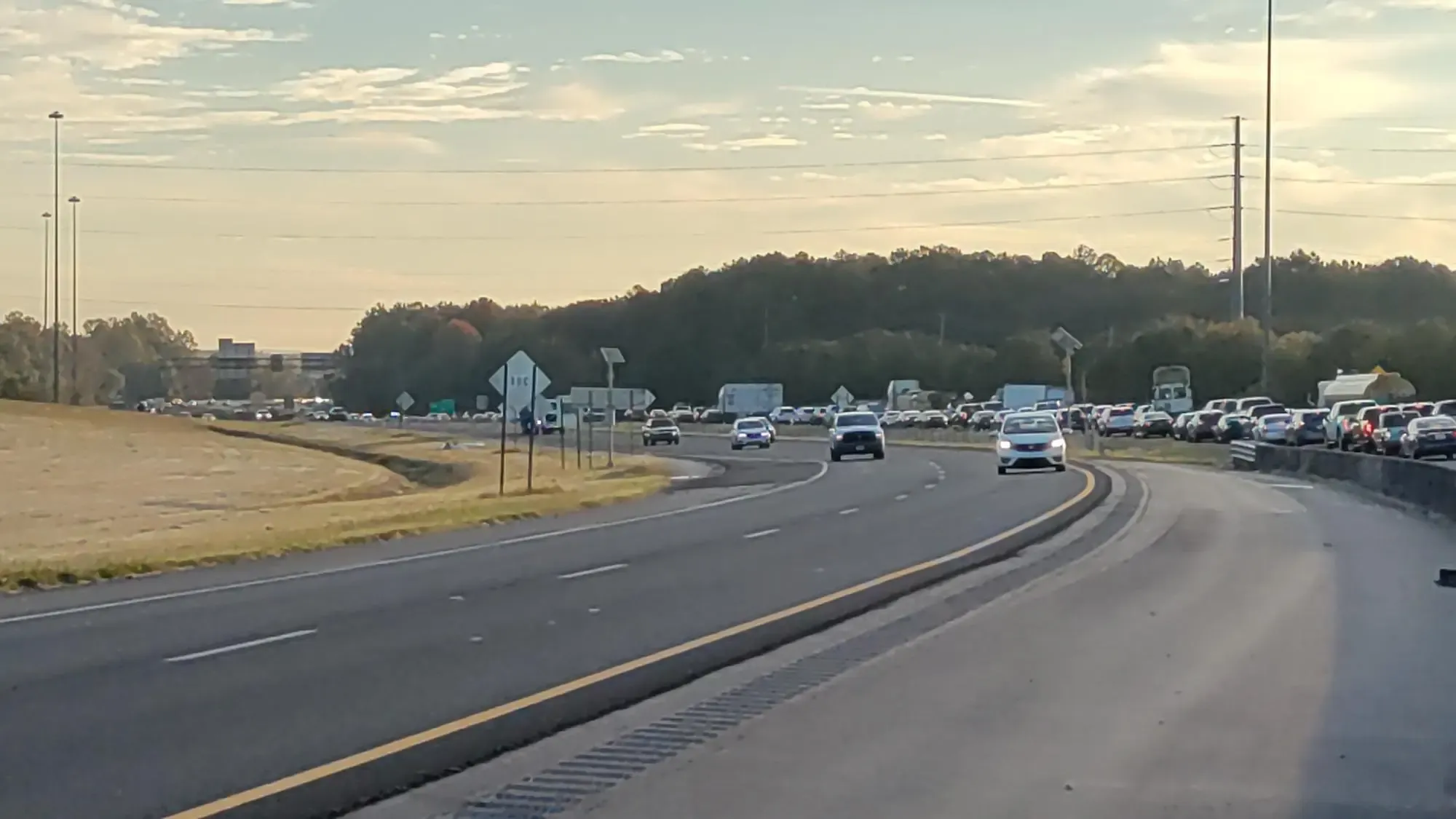 Several vehicles involved in crash on eastbound I-565 near mile marker 11 in Madison