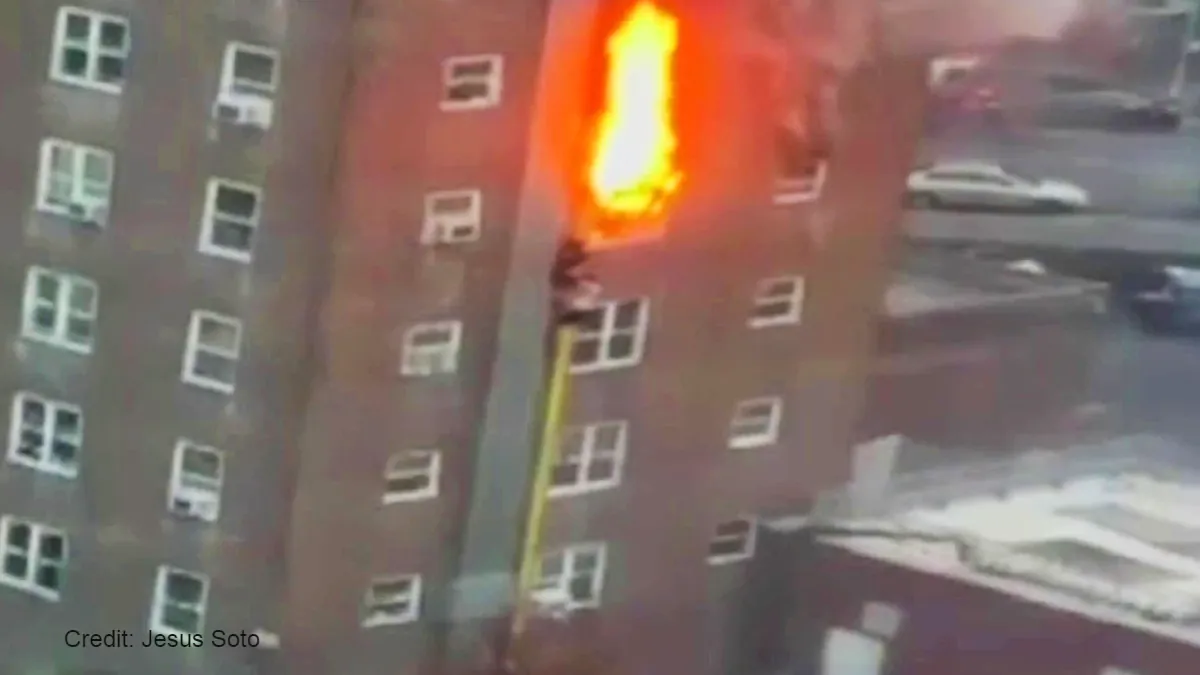 1 person hurt in East New York apartment fire