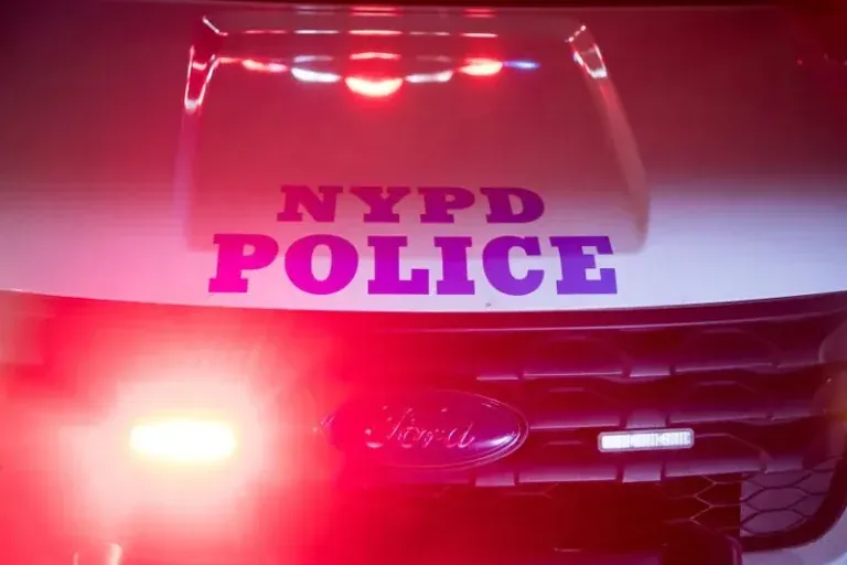 Off-duty NYPD detective arrested for assault in domestic dispute with wife at SI home