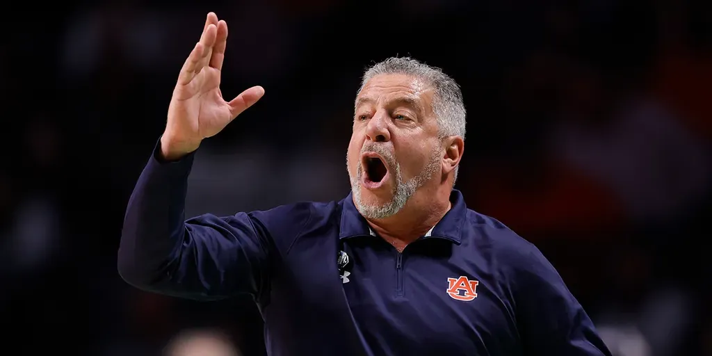 Bruce Pearl, Auburn's Jewish basketball coach, accuses Obama and Biden of causing turmoil in Israel and Gaza