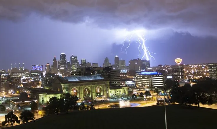 Expect Rounds of Showers and Thunderstorms to Rumble Through the Kansas City Area