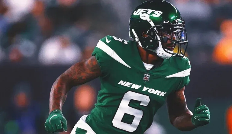 Kansas City Chiefs Reacquire Wide Receiver Mecole Hardman in Trade with Jets