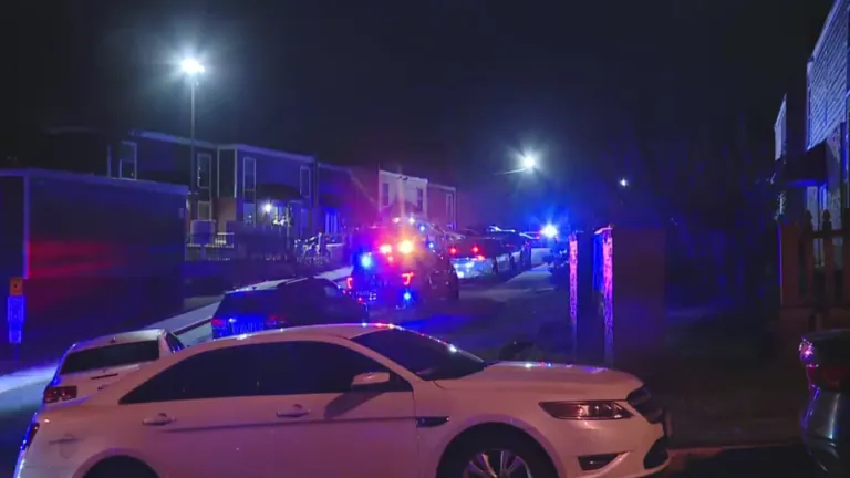 Kansas City apartment complex blamed by family as man dies from gunshot to the face