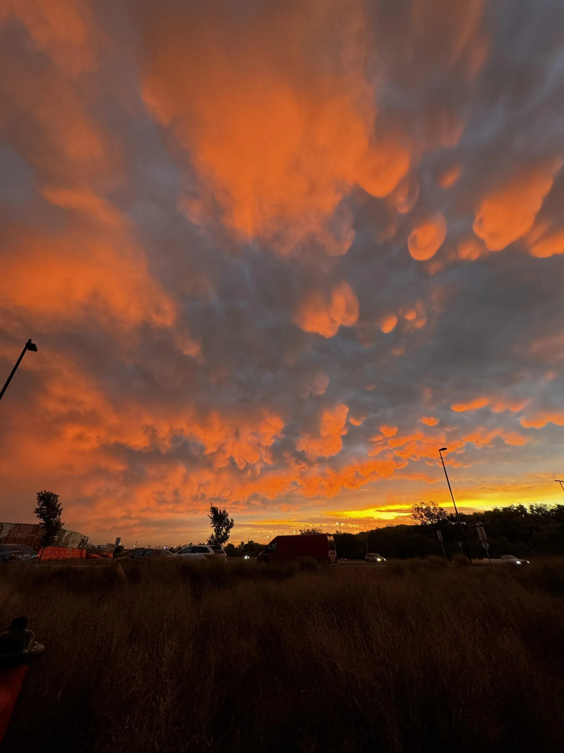 Locals perplexed as weird cloud formation appears over Kansas City skies