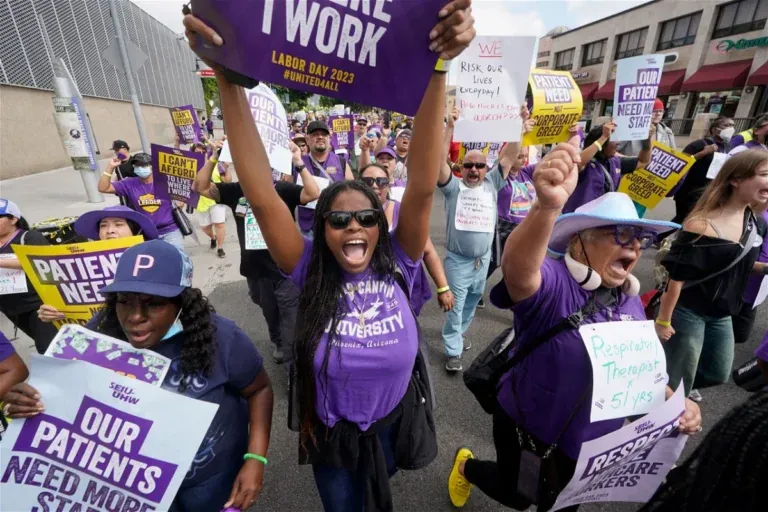 What could happen to patients if 75,000 Kaiser workers go on strike?
