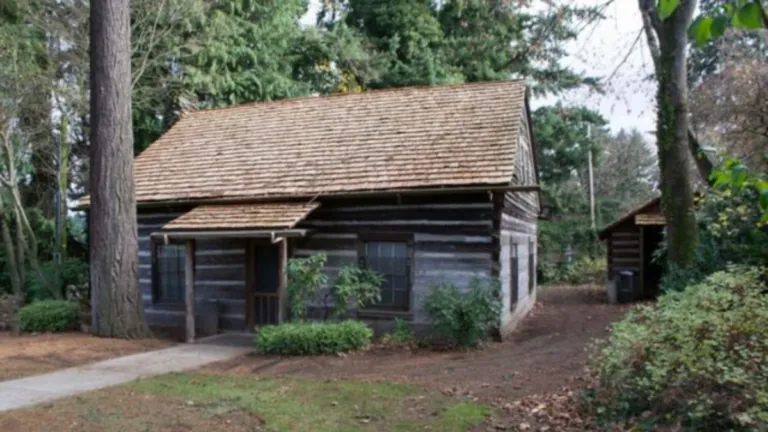 oldest house in Washington is still standing