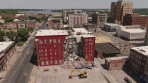 Davenport building collapse 2 wrongful death lawsuits filed by relatives of victims