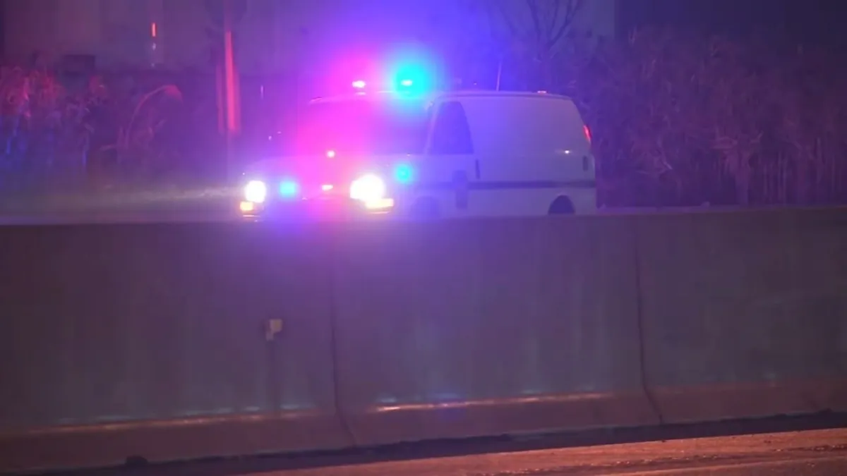 Philadelphia Police Reopen I-95 After 3 Men Shot On Roadway
