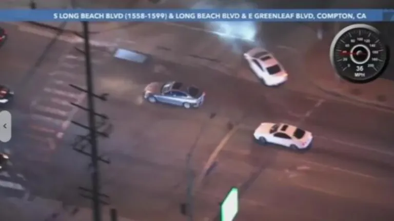 L.A. Police Pursuit Suspects Ditch Their Car, Make a Run for It on Foot