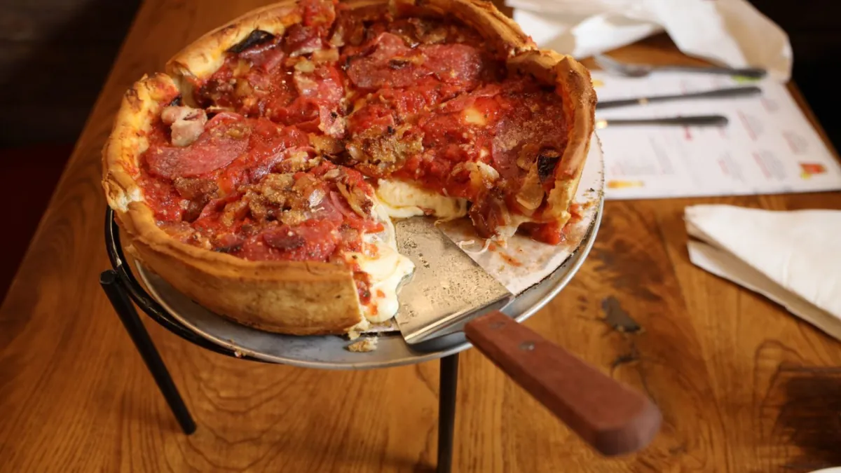 Renowned Pizzeria famous for its Authentic Chicago-style Pizzas Has Temporarily Closed