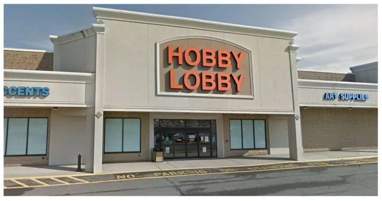 Hobby Lobby Stores in New York Refuse to Sell Holiday Product