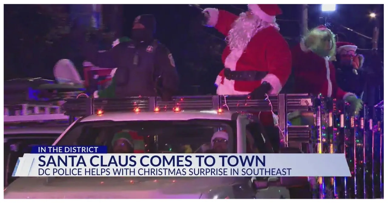Santa Claus Accompanied By DC Police, Receives A Code3 Escort Throughout The District