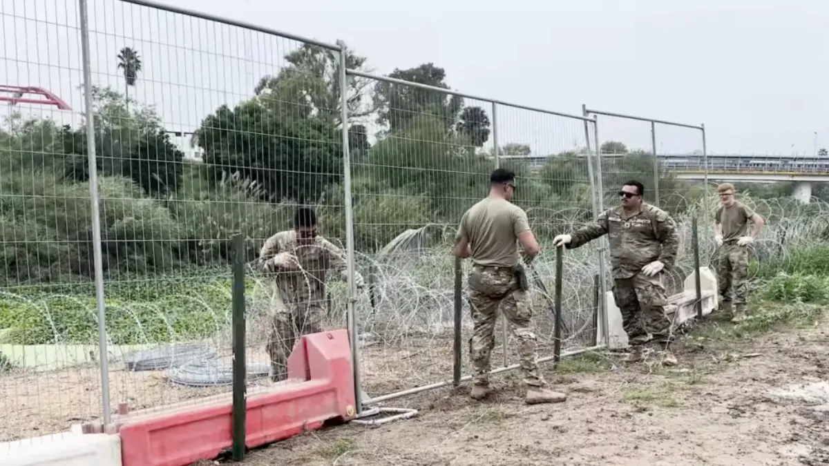 Texas Installs Anti-Climb Fence at Busy Border to Stop Illegal Immigration