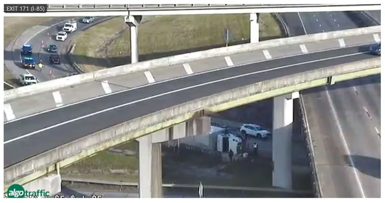 Traffic Delays On I-65 South In Montgomery Due To Overturned Truck