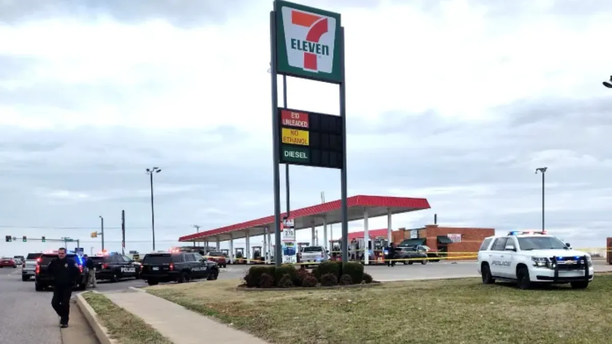 Two Were Killed In A Shooting Outside A 7-Eleven Store