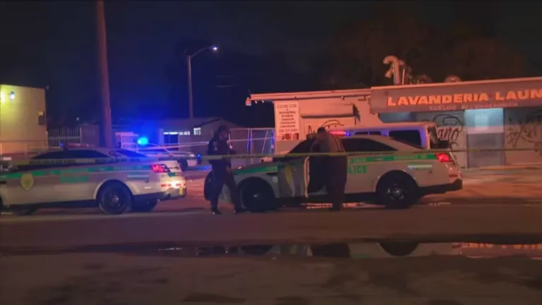 Man Fatally Shoots A Woman During An Argument Miami Police