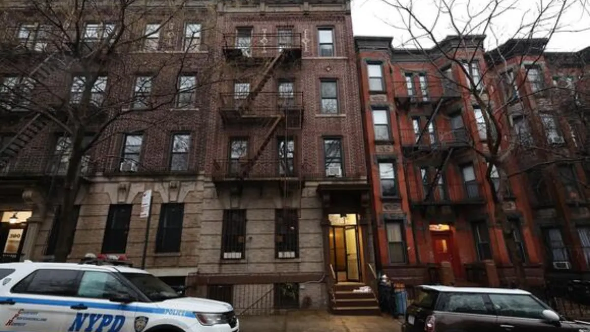Police investigate murder-suicide in NYC home death of man and woman