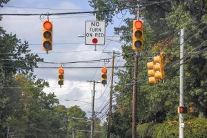 Illinois Traffic Rule Update: Understanding the Right Turn on Red Rule in 2024