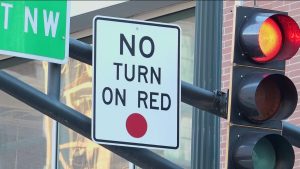 Michigan Traffic Rule Update: Understanding the Right Turn on Red Rule 2024