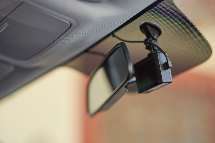 Understanding Dash Cam Regulations in Wyoming