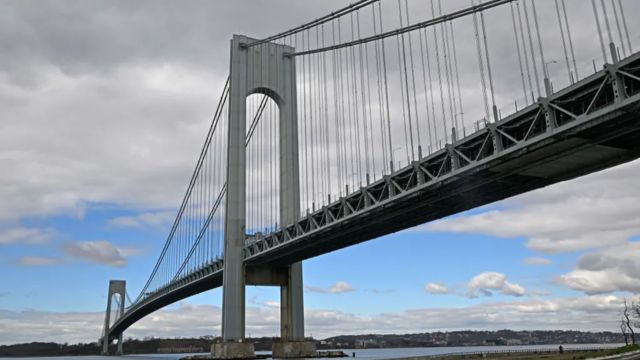 Large cargo ship experiences power failure close to Verrazzano Bridge in NYC shortly after Baltimore Key Bridge incident