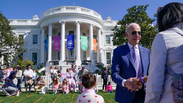 Biden accuses Johnson of being ignorant in his criticism of Easter