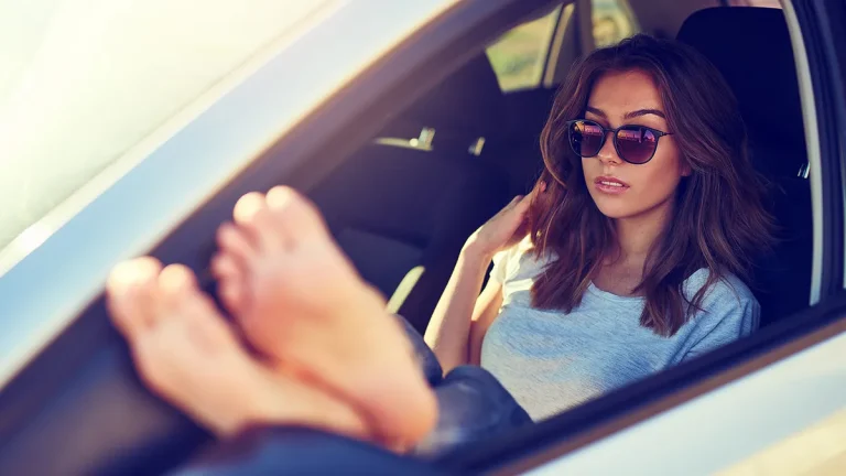 Is It Illegal To Drive Barefoot in Alabama? Here’s What the Law Says in 2024