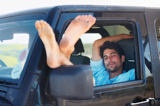 Is It Illegal To Drive Barefoot in New Hampshire? Here’s What the Law Says in 2024