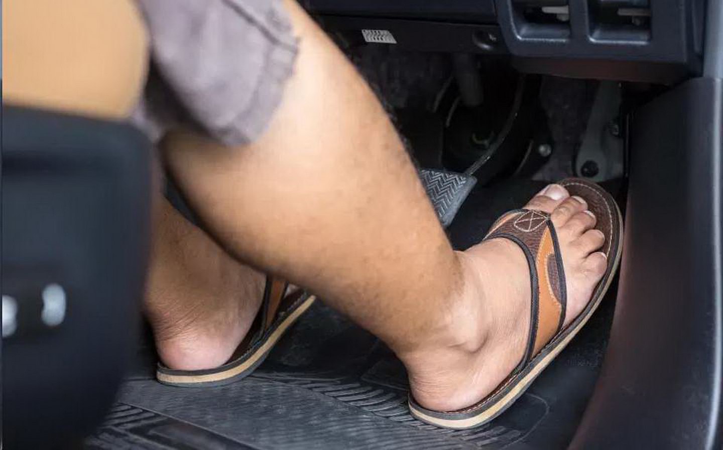 Is It Illegal To Drive Barefoot in Rhode Island? Here’s What the Law Says in 2024