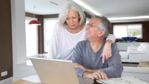 Can I Collect My Spouse’s Social Security Before They Retire in California?